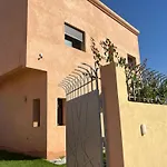 Charmante Villa Yassine Avec Piscine Sans Vis A Vis